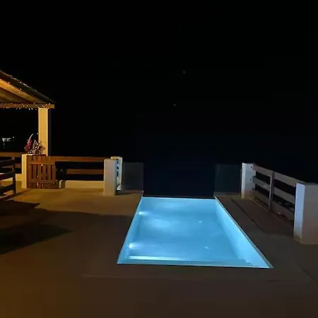 Villa Kalydna *
